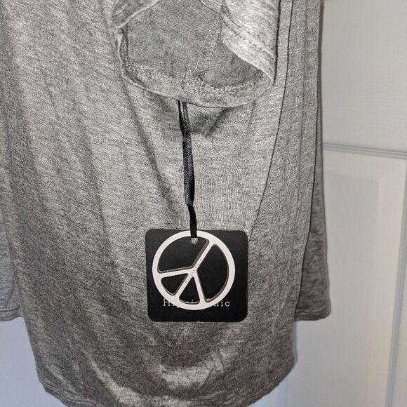NWT Hippie Chic keyhole tshirt - Picture 4 of 7